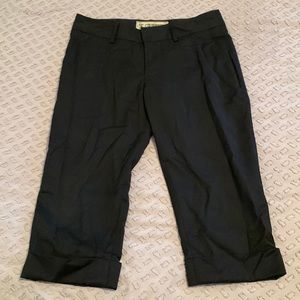 Lamb black capris
